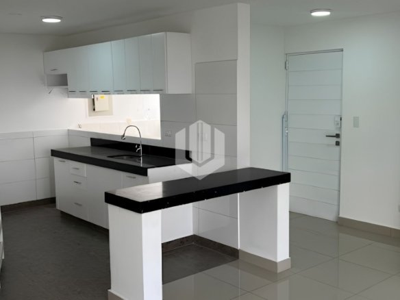 Triplex en Surco